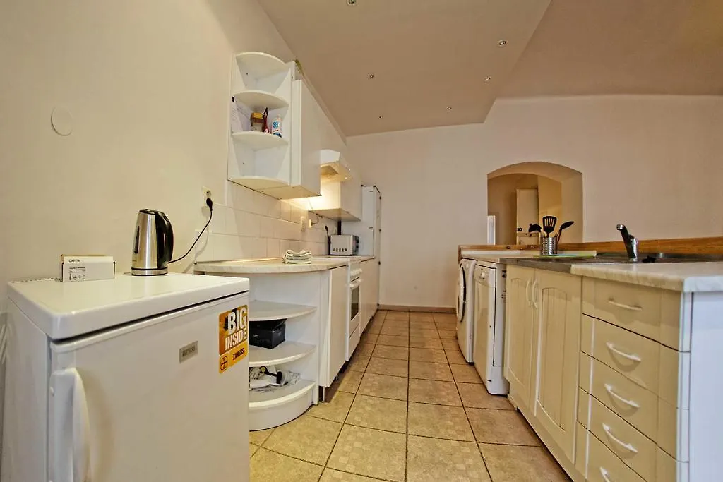 Apartment Na Kozacce 6 Praha 0*,  Česká republika
