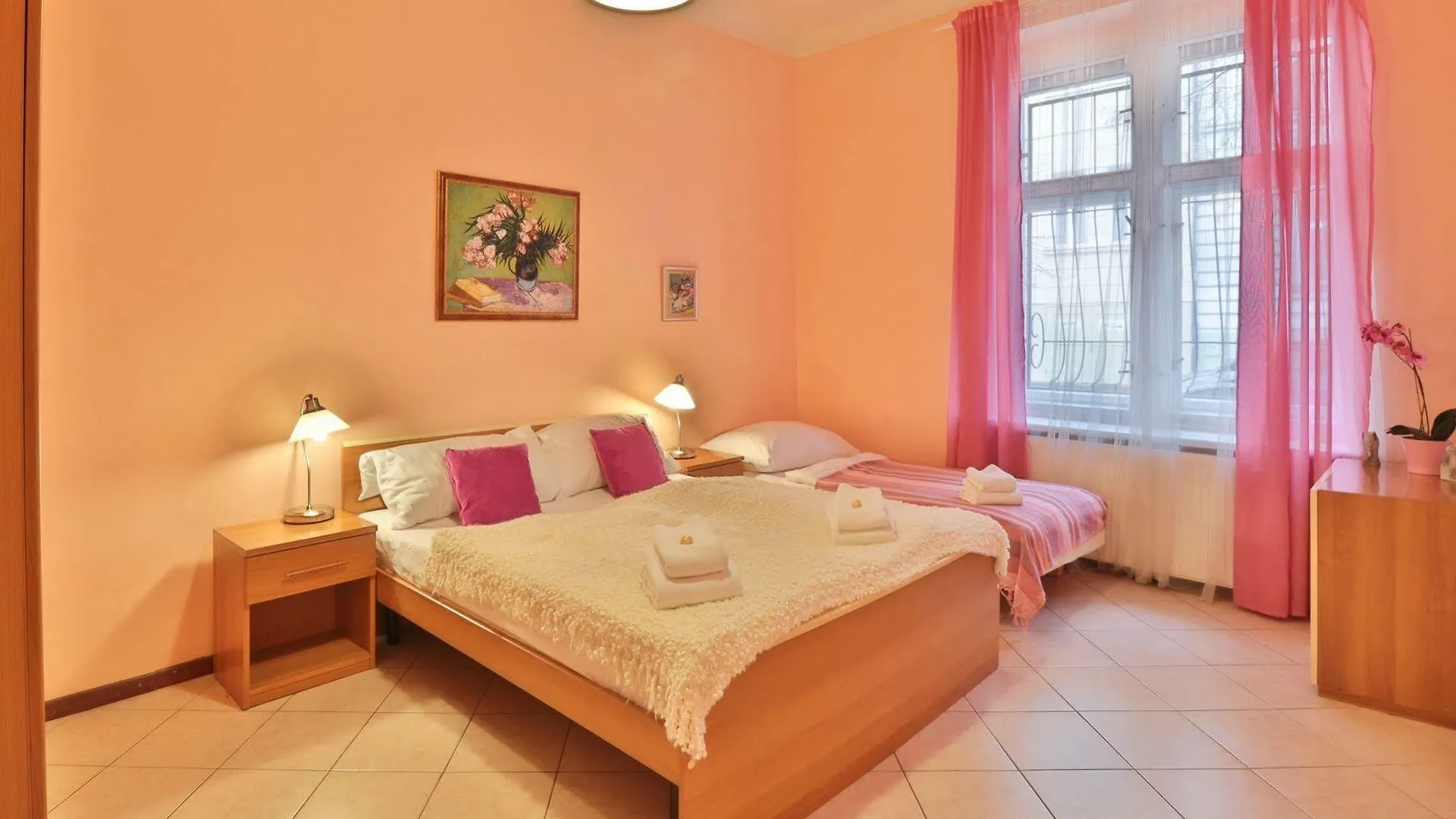 Apartment Na Kozacce 6 Prague 0*,